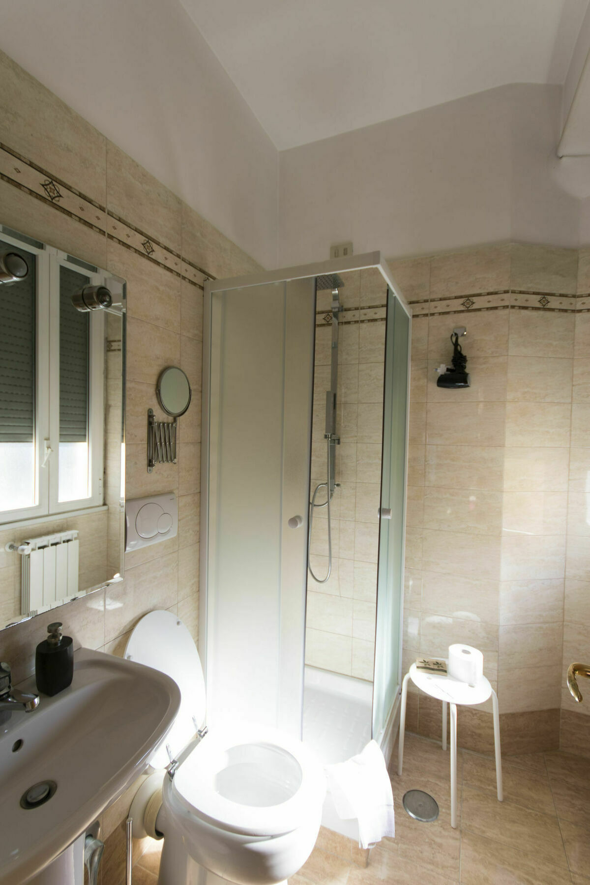 רומא Le Suites Di Tevere Home מראה חיצוני תמונה