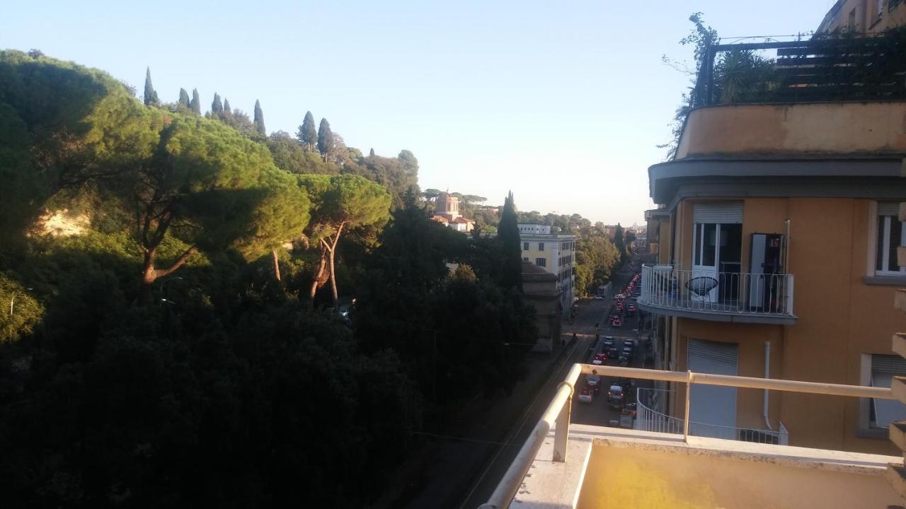 רומא Le Suites Di Tevere Home מראה חיצוני תמונה